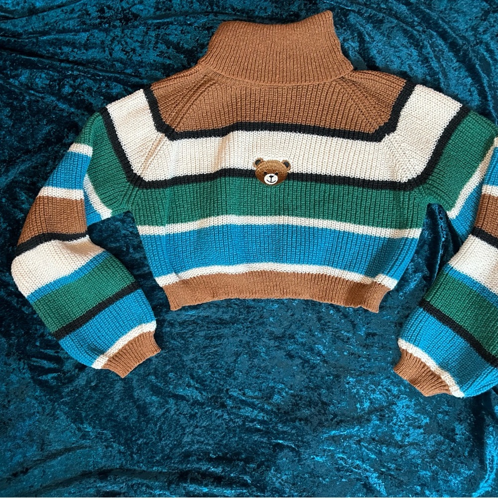 Cropped Striped Turtleneck Sweater with Bear Accent - Brown/Green/Blue
